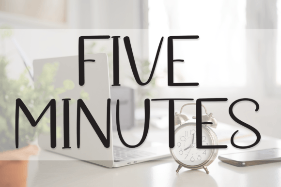Five Minutes Font for Web Design Projects